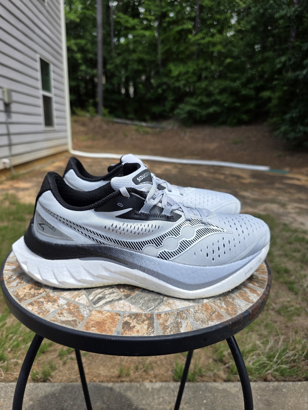 Saucony Endorphin Speed 4 S20940-130 Cloud Black Running Shoes Men's Size 9
